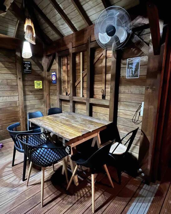 La Kaz A Pepes, Charmant Logement Avec Piscine Lamentin Extérieur photo